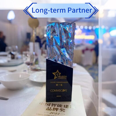 Δικτυακό καλώδιο Category 6 U/UTP με συμπαγείς αγωγούς 24AWG, 4 ζεύγη και μήκος 305 m για μετάδοση δεδομένων υψηλής ταχύτητας