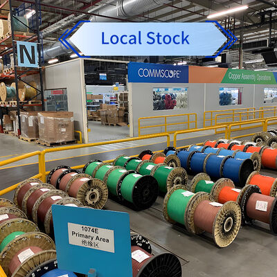 Καλώδιο Patch Οπτικών Ινών CommScope OM4 LC Duplex - Σχεδιασμένο με ακρίβεια για Κέντρα Δεδομένων Υπερκλίμακας